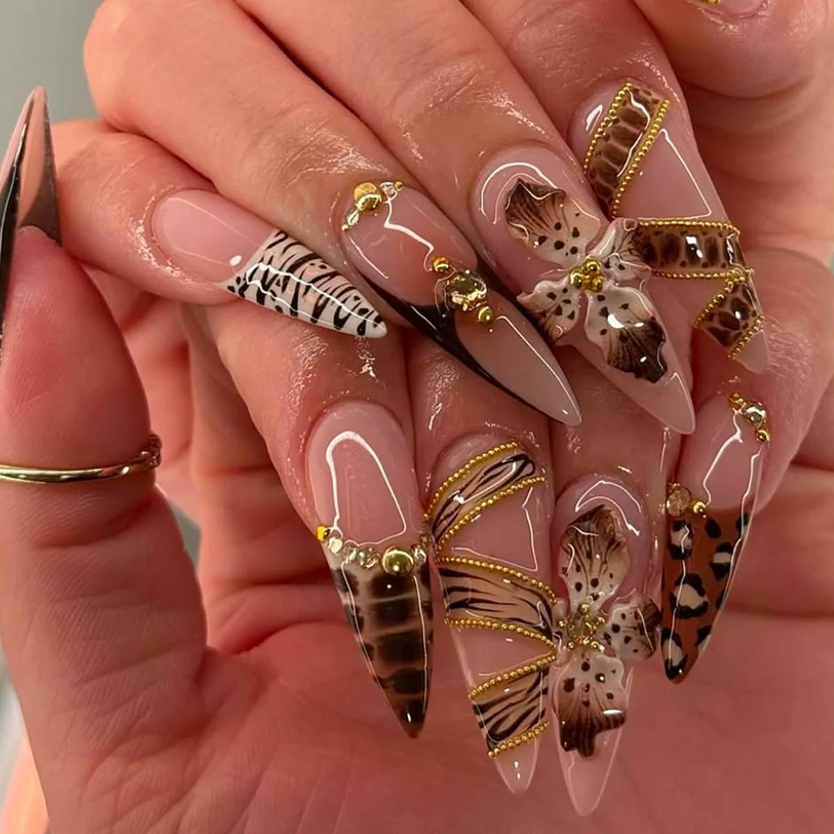 Zella Brown Press On Nails