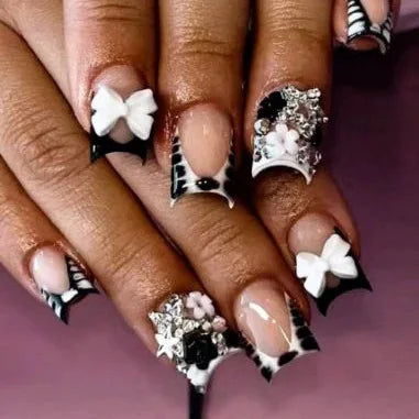 Nadia Black Press On Nails