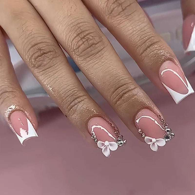 Eloise White Press On Nails