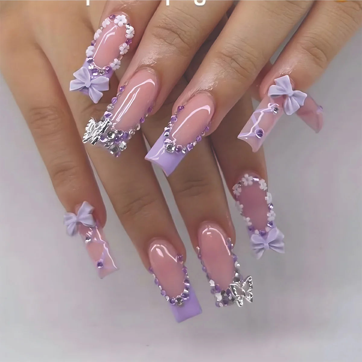 Luna Lilac Press On Nails